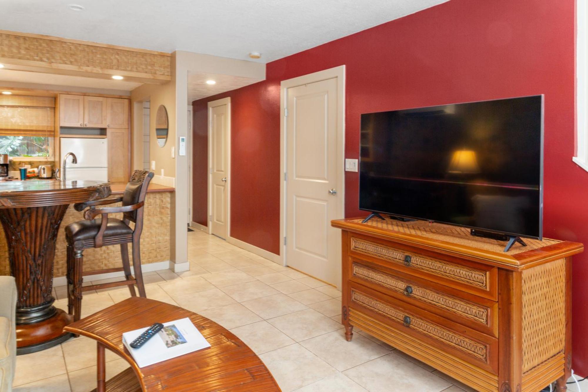 Lotus Suite, 1 Bedroom, Sleeps 4, Pool & Bbq, Pre-Renovation Summer Sale Кихей Экстерьер фото